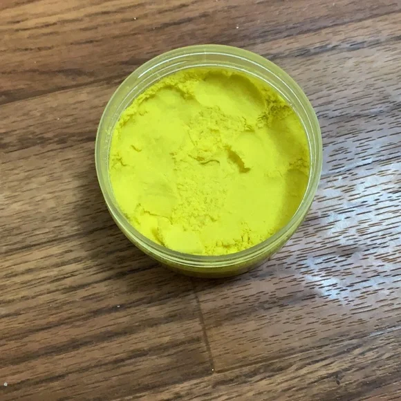 I’m selling a sugar rush cloud sand,it has a scent of birthday cake - Picture 3 of 3